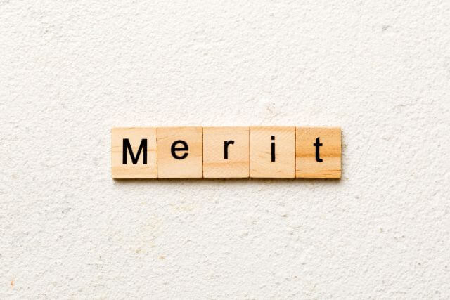 ダイスにMeritの文字