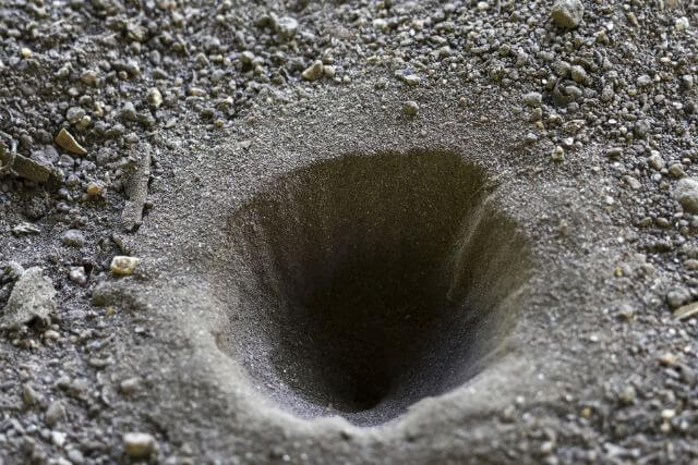砂の穴